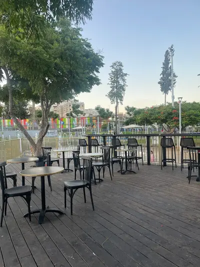 שונדוך - נקניק בטוסט