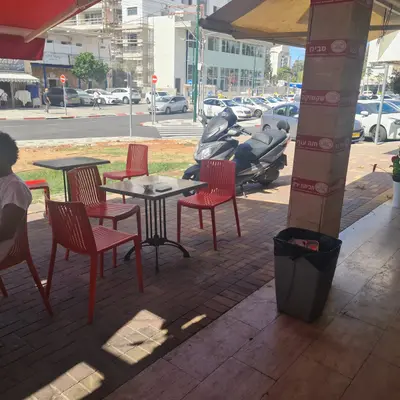 השניצל של מוטי - שניצל ביהוד