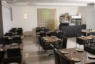 אהרונס מסעדת בשרים ואוכל ביתי