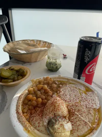 חומוס אליהו סניף נתניה