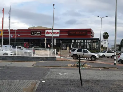 בורגרים עפולה, כשר למהדרין בשר בד"צ