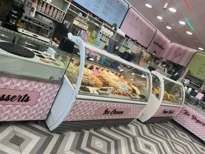 גלידריית קצפת - Katsefet ice cream
