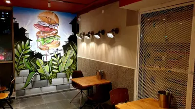 בובי בורגר Bobby Burger