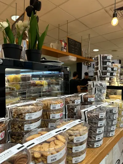 ברד אנד ברקפסט Bread & Breakfast