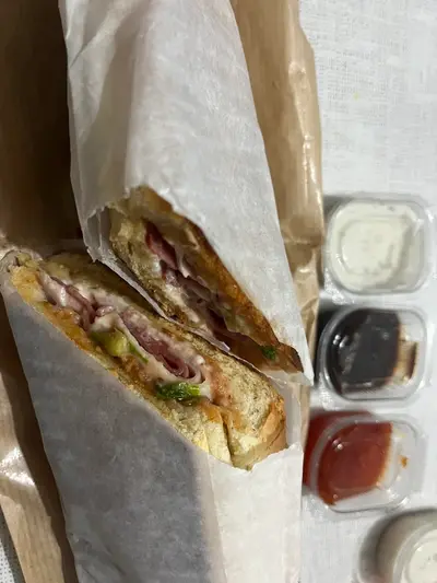 DUKU Meat Bar דוקו בר בשרים