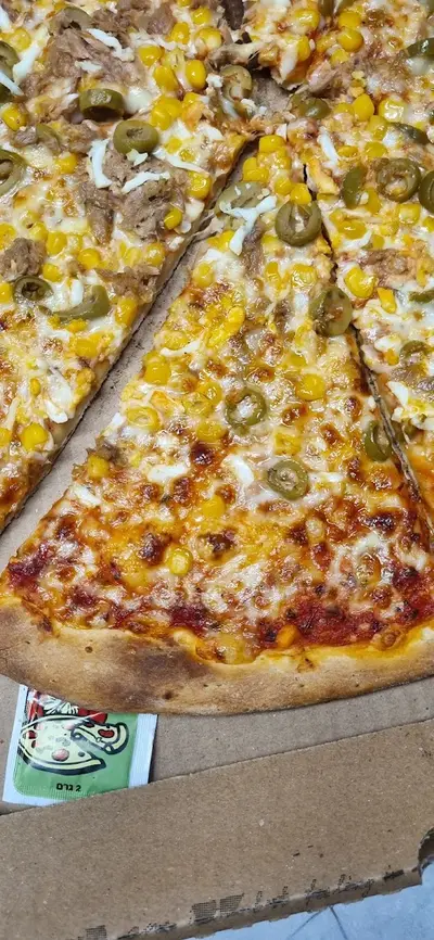 Pizza Lola