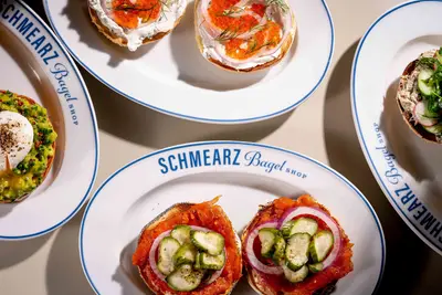 שמירז בייגל שופ SCHMEARZ BAGEL SHOP