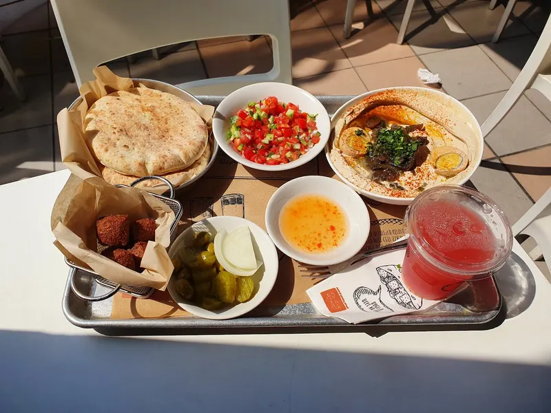 Falafel Square — תמונה 5