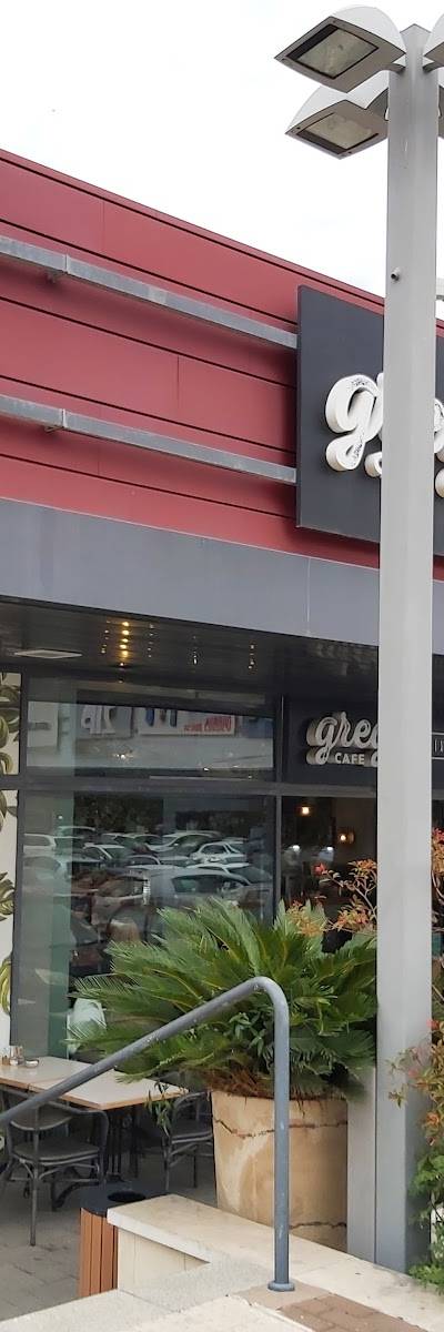 Greg - Cafe