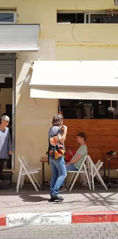 חומוס אסי ועדנן