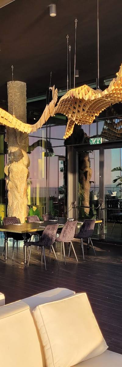 MAREE SKY LOUNGE