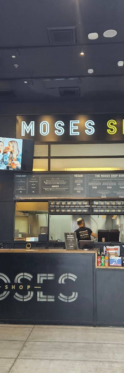 Moses Shop